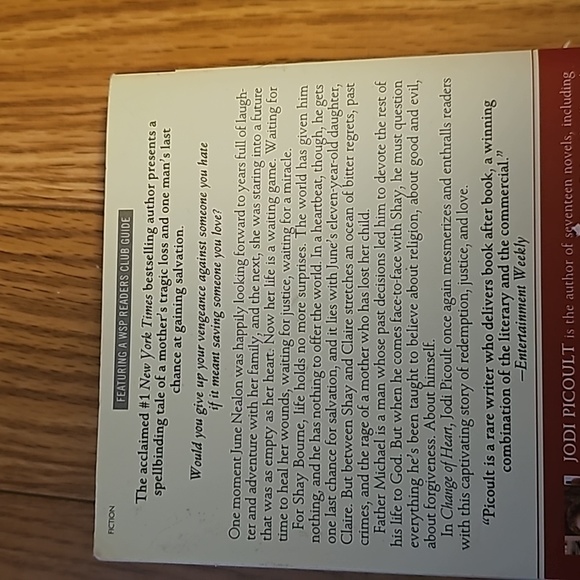 CHANGE OF HEART softcover JODI PICOULT - Picture 5 of 7